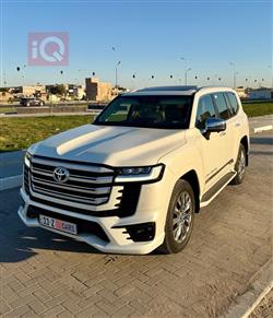 تويوتا لاندكروزر